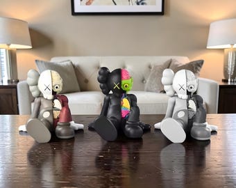 Urban Companion Sculpture – Modern Designer Art Figurine for Luxury Home Decor Display