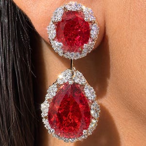 Orecchini pendenti con rubini e diamanti, moissanite con zirconi cubici, gioielli con pietre rosse e zirconi cubici, designer indiano.