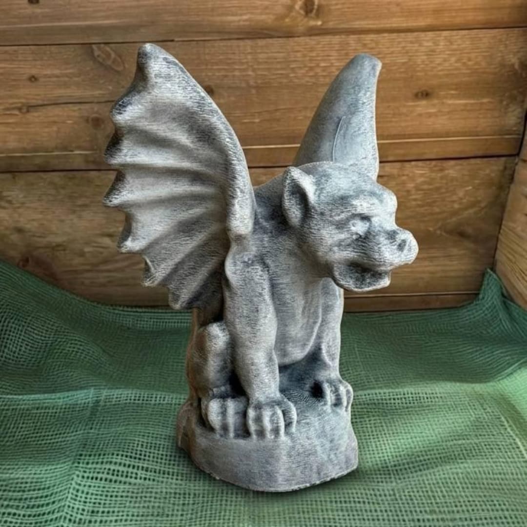 Concrete Gargoyle Dog Statue Gothic Garden Decor Dragon Gargoyle ...