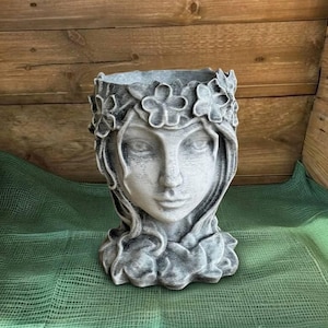 Woman Face Planter Concrete Flower Pot Sculpture Garden Decor Outdoor Head Planter Stone Goddess Planter Yard Lawn Art Patio Plant Pot Decor