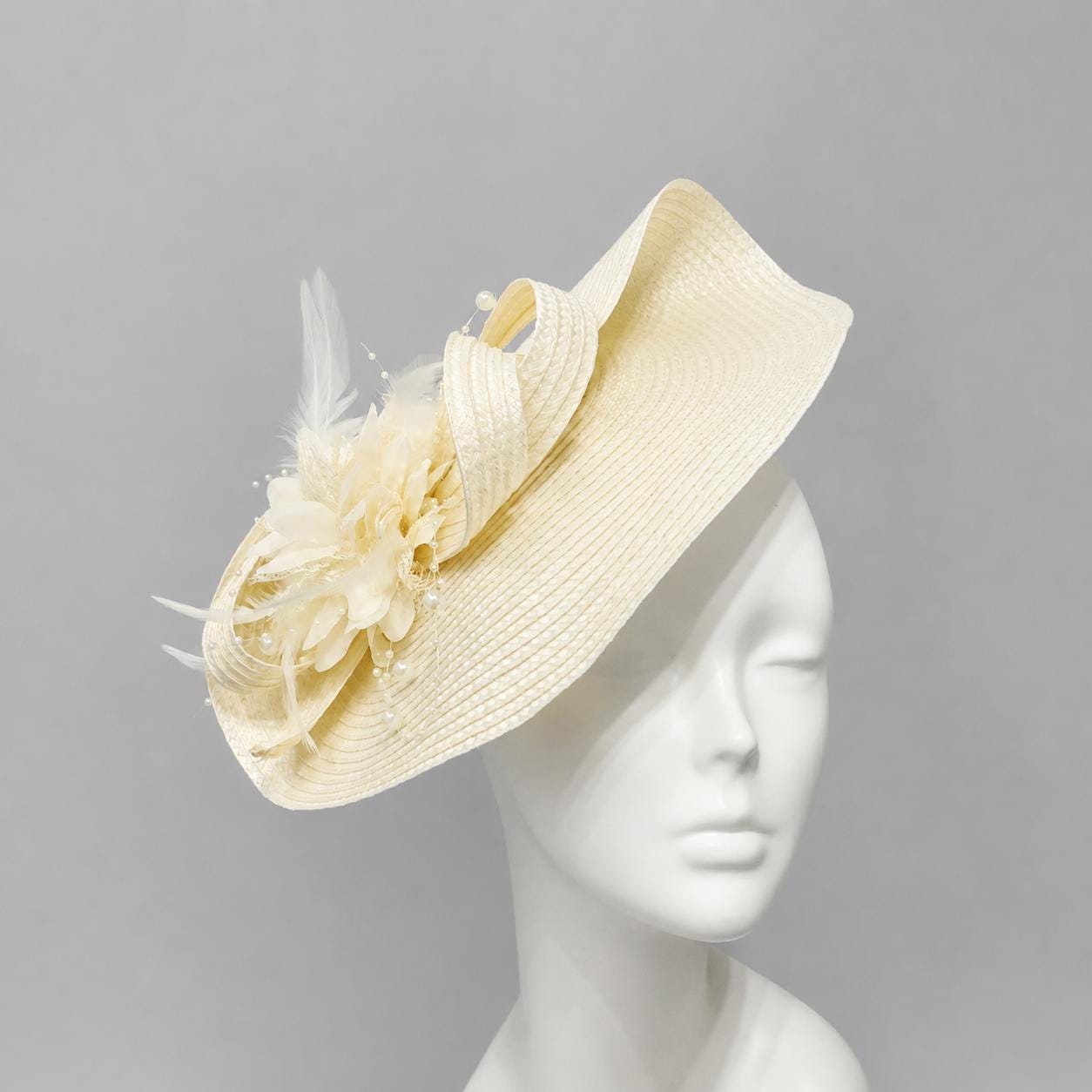 Ivory Women\'s Occasion Hat with Feather & Pearl Accents White Bride Fascinator Felt, Winter Wedding Hat for Woman  main image 3