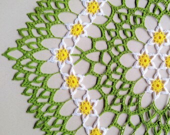 Floral hexagon crochet lace centerpiece / small tablecloth - new, handmade home decor