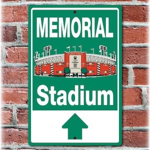 Memorial Stadium - Retro Style Direction Sign