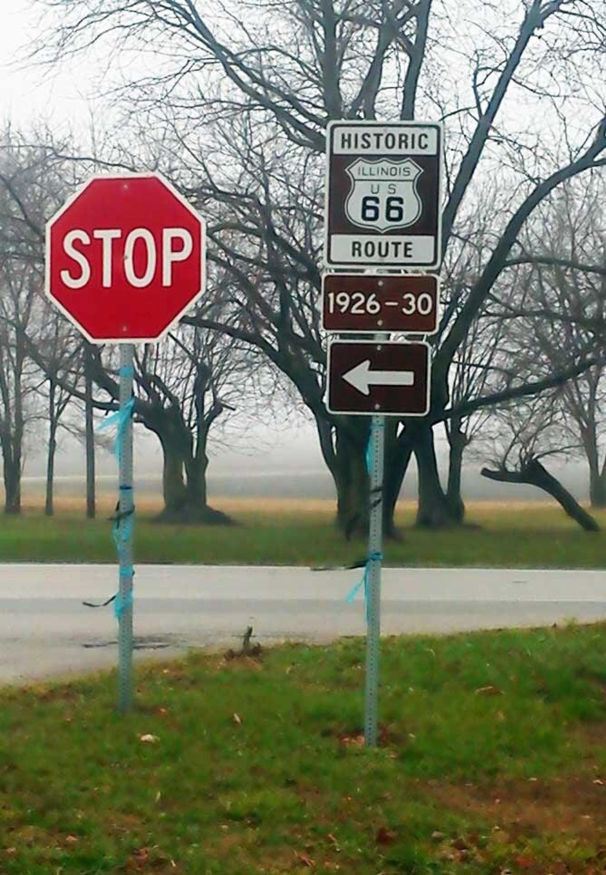Illinois Historic Route 66 Sign (18