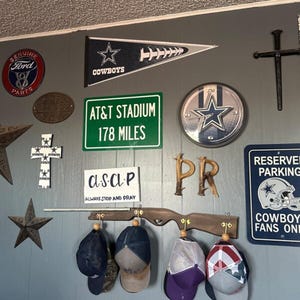 Lucas Oil Stadium Distance Sign: Indianapolis Colts Fan Decor, Personalized NFL gift, Customized Sports Bar Decor, RCA Dome, Gift for Dad,