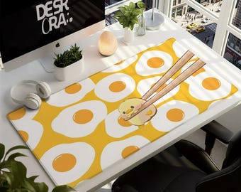 Alfombrilla de escritorio Kawaii Chick: alfombrilla para ratón para juegos con estampado de huevo, superficie amarilla anime