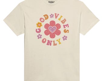 Camiseta "Solo buenas vibras", camiseta retro con flores, camiseta de positividad, camiseta con flores sonrientes, camiseta gráfica bohemia, linda camiseta unisex floral, camiseta vintage