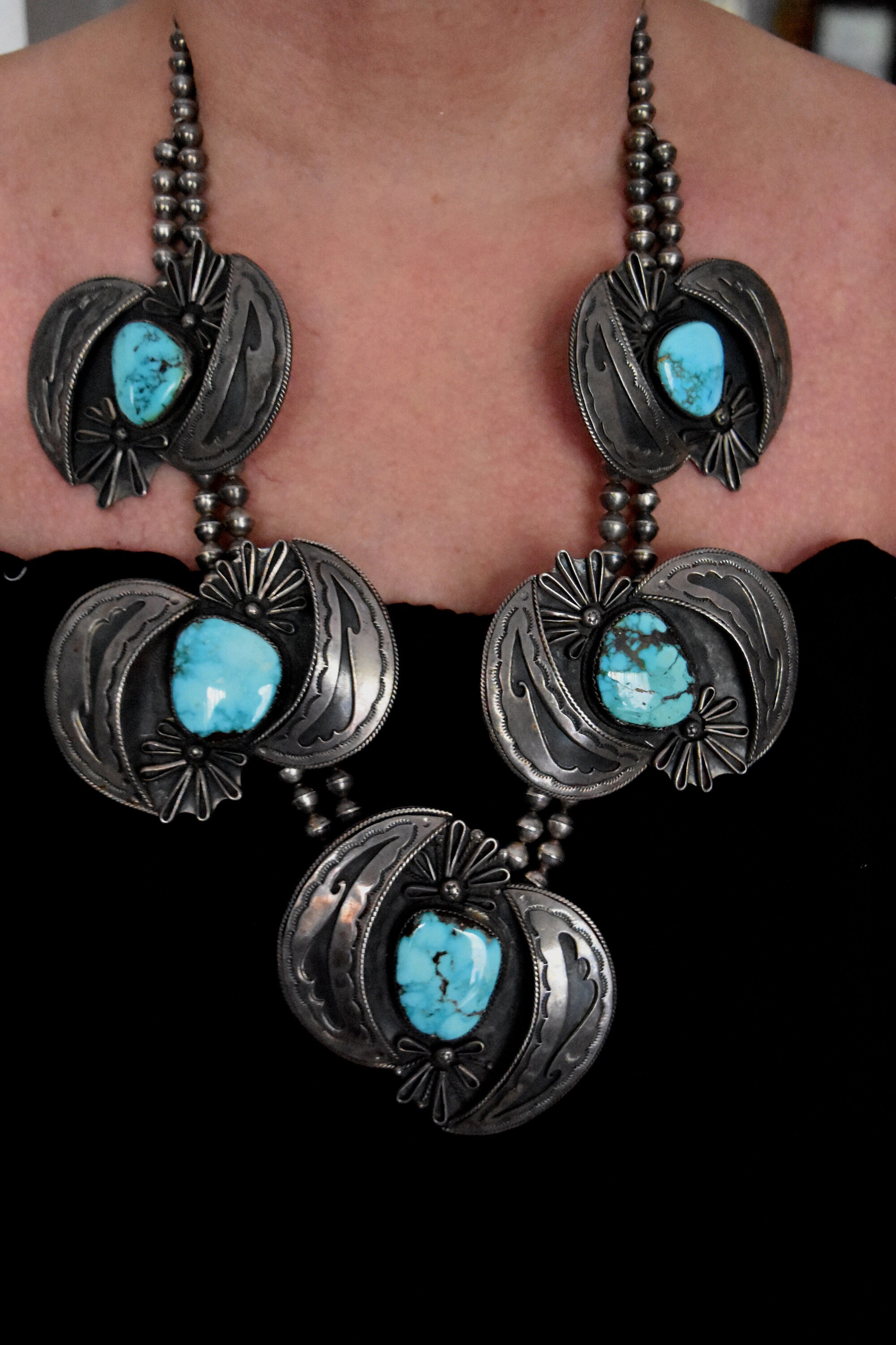 Phenomenal Vintage Native American Hopi Signed Kingman Cluster Sterling Silver Necklace Phenomenal Vintage Native American Hopi Signed Kingman Cluster Sterling Silver Necklace