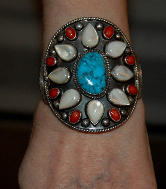 TALL TALL TALL VINTAGE ZUNI TURQUOISE SILVER BRACELET TALL TALL TALL VINTAGE ZUNI TURQUOISE SILVER BRACELET