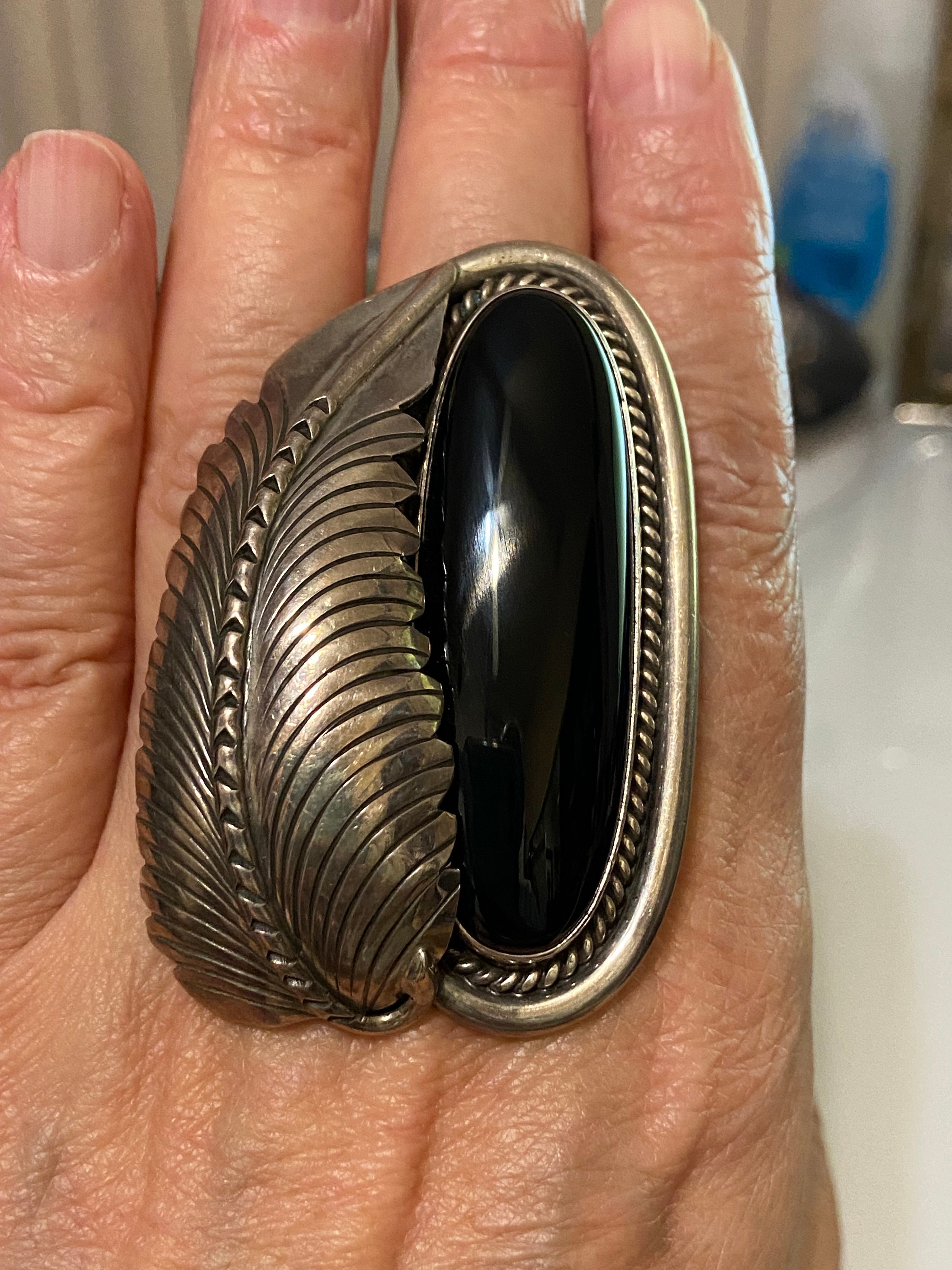 Big Beautiful Vintage Navajo Erecka Le Onyx And Sterling Ring Hallmarked 42 Grams