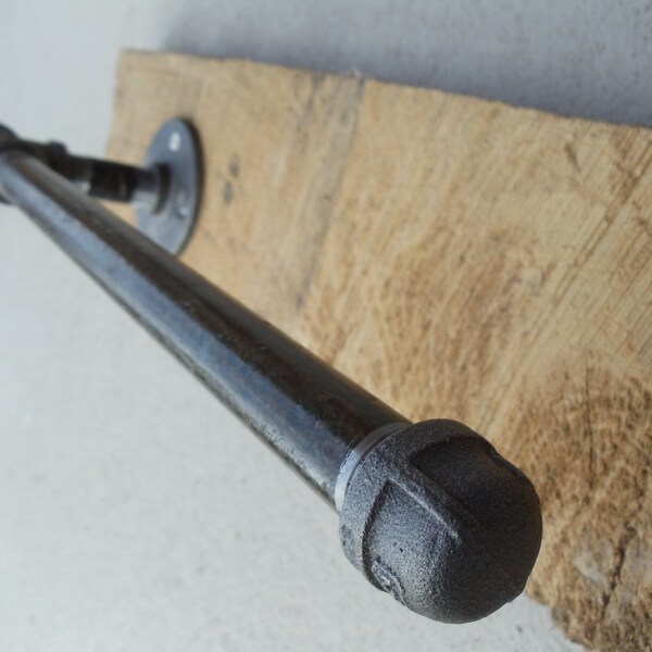 Industrial Pipe Towel Bar