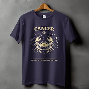 Camiseta del signo zodiacal Cáncer con el cangrejo, diseño intuitivo y leal de la astrología celestial.