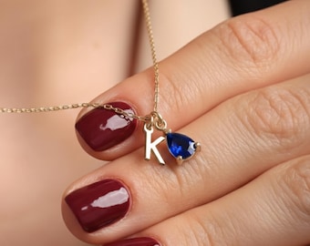 Collana con iniziale in pietra portafortuna / Collana con iniziale personalizzata / Collana con lettera delicata / Gioielli con lettera in pietra portafortuna / Gioielli con iniziale minuscola