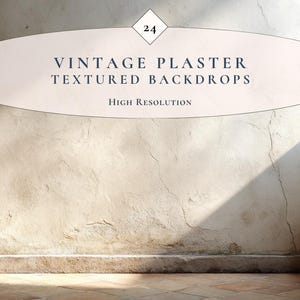 Könnte beinhalten: Ein Vintage-Putz-Textur-Hintergrund mit hochauflösender Ausführung. Das Bild zeigt eine hellfarbene Wand mit sichtbarer Textur und Rissen sowie einen gefliesten Boden. Der Text "VINTAGE PLASTER TEXTURED BACKDROPS" wird angezeigt.