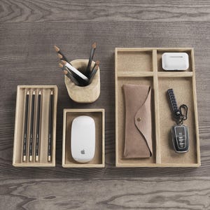 木製オーガナイザー（アッシュ材）｜ミニマルなワークスペースアクセサリー｜オフィス装飾｜男性へのギフト