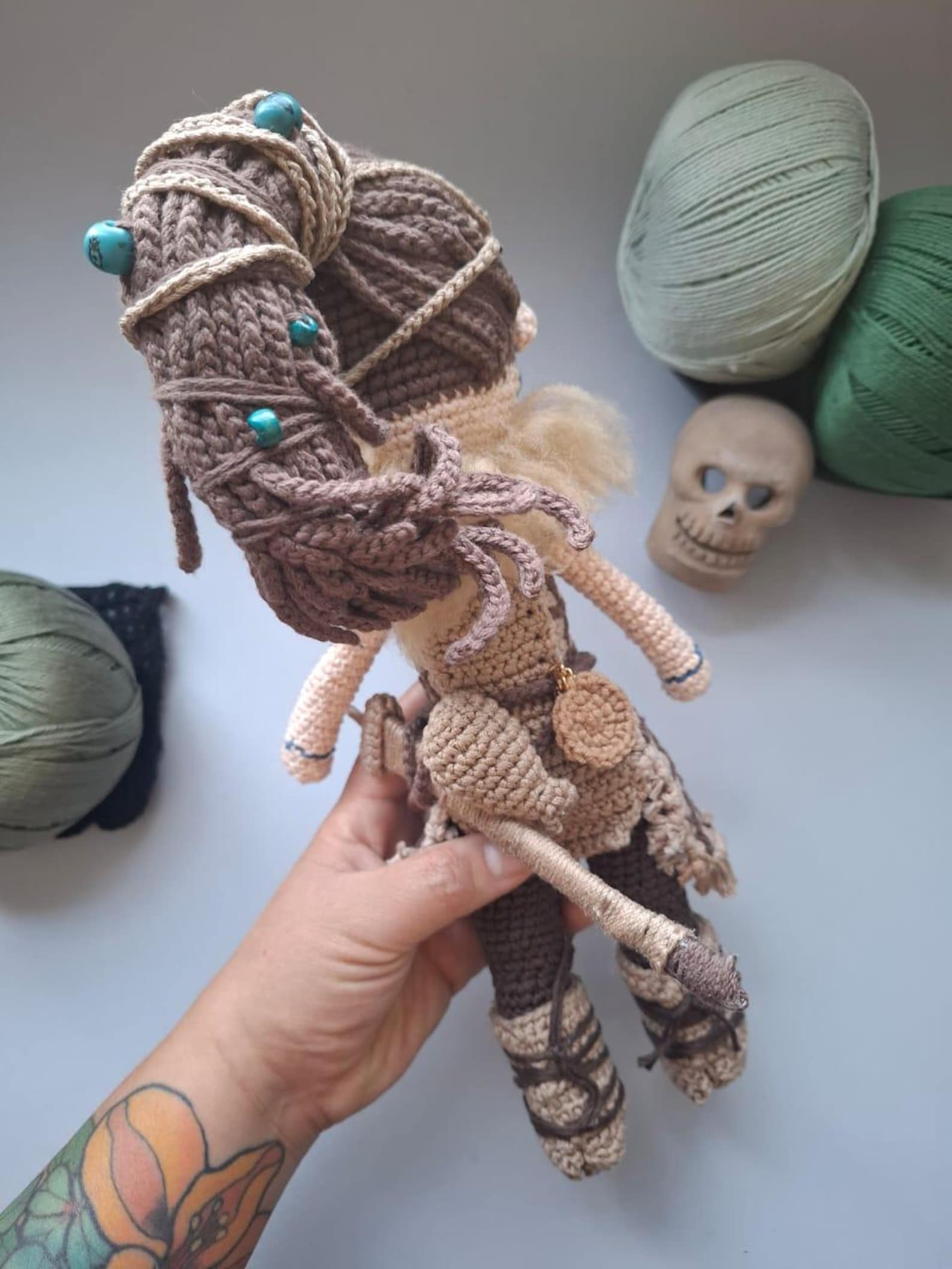 Step-by-step Pattern in Spanish to Make Senua Using Crochet Technique ...