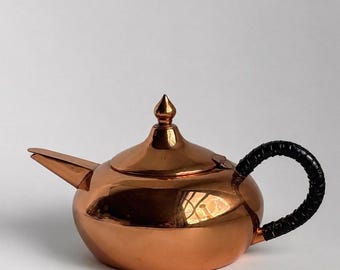 Vintage Copper Tea Kettle, Mid Century, Black Handle, 1960s