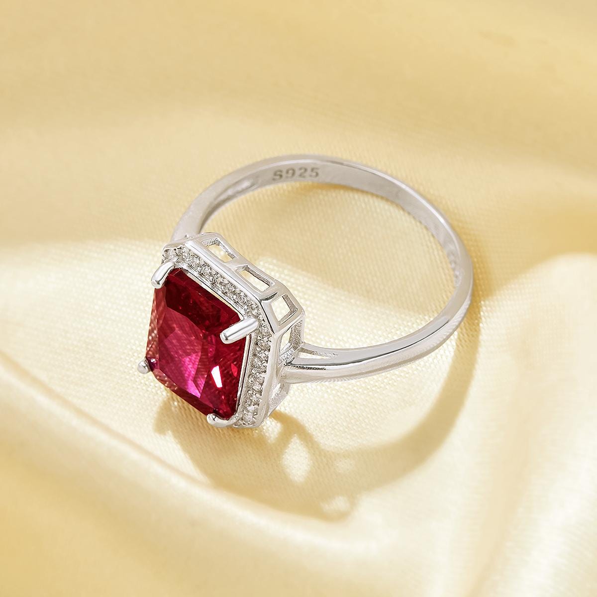 置物 Ruby Ruby Flower Cluster Ring: 925 Sterling Silver, Natural