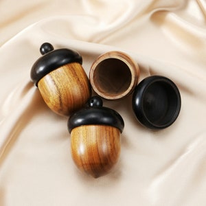 Wood Acorn Nut Keepsake Screwed Cremation Urn Secrect Canister Memerial Vial Prayer Box Pendant 1190029