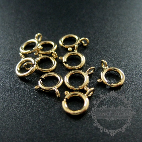 Does Gold Filled Jewelry Tarnish - HerJewelry.CO