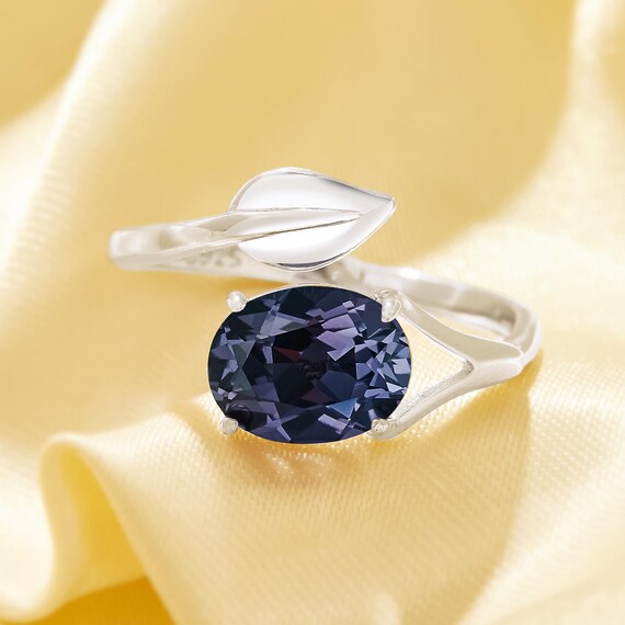 Silvershake Simulated Alexandrite Sterling Silver Leaf Ring - Color Change Gemstone From Green To Red | 925 Silver Filigree Design - View #9