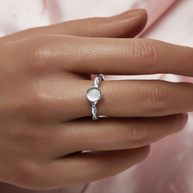 Andenken Muttermilch Harz Runde Ring-Einstellungen, Solid Back 925 Sterling Silber Birthstone Ring, Art-Deco-Infinity-Lünette Ring, DIY Ring 1212098 Bild 3