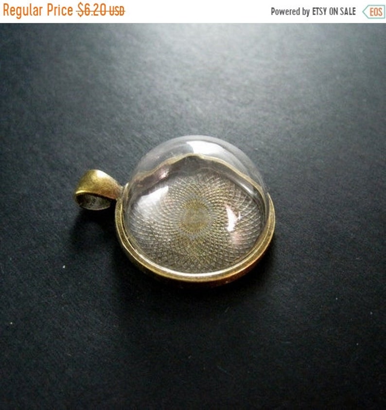 Gold Pendant Making Kit 25mm glass cabochon /& round setting with bail