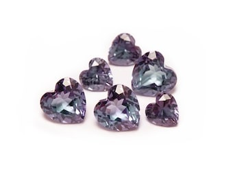 1 pieza de alejandrita sintética facetada en forma de corazón, piedra que cambia de color, piedra de nacimiento de junio, gema única, piedra suelta, suministros para joyería DIY 4130022