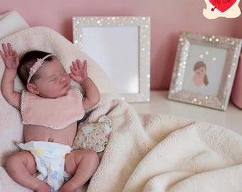 Reborn Doll Soft Vinyl Baby Figure with 3D Skin Paint Natural Look Collectible Gift