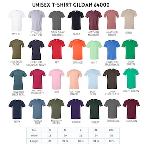 K&ouml;nnte beinhalten: Produktbild mit Gildan 64000 Unisex-T-Shirts in verschiedenen Farben, darunter Wei&szlig;, Schwarz und Heather-T&ouml;ne. Das Bild zeigt auch eine Gr&ouml;&szlig;entabelle mit Ma&szlig;en.