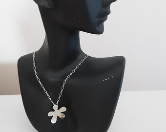 Sterling Silver Flower Pendant Necklace, Contemporary Artisan Minimalist 925 Silver Necklace, Gift for Her