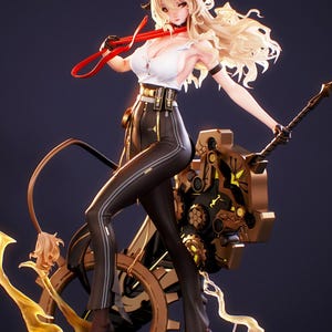 Op de afbeelding: Gedetailleerd beeldje van een vrouw met lang blond haar, gekleed in een witte top, zwarte broek met witte strepen en hoge hakken. Ze houdt een rode riem en een mechanische staf vast. Het beeldje staat tegen een donkere achtergrond met gouden en gele accenten.