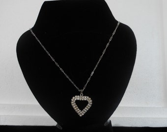 ラインストーンハート付きスターリングシルバーネックレス - Etsy 日本