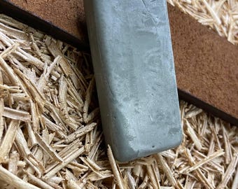 Handmade leather knife sharpening strop - razor sharpening strop with polishing paste for knives, chisels and tools