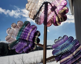 Fluorite sunflower with stand