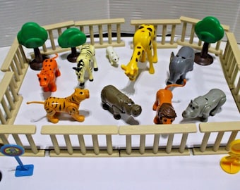 Lote de animales vintage de Fisher-Price y Playmobil de los años 70: figuras de zoológico y juego de valla.