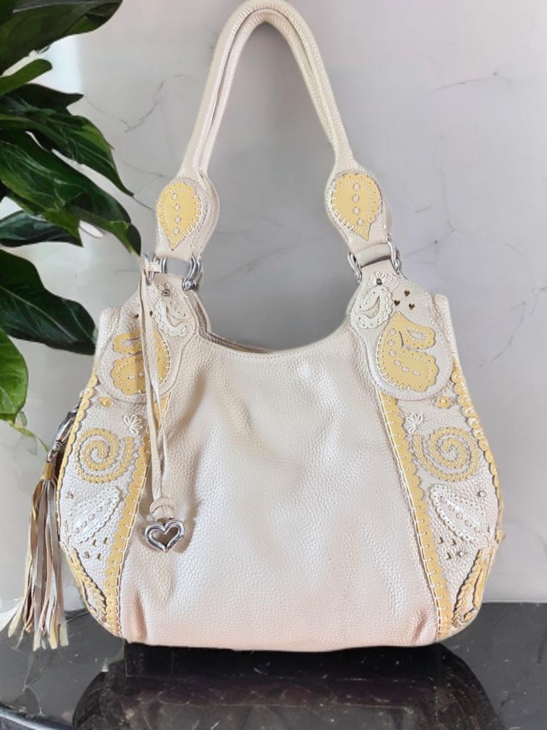 Brighton Melania Handbag Purse Pebble Leather Cream Lace Ruffle w Dust Cover bild 1
