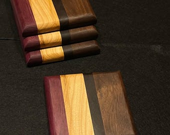 Juego de posavasos Purple Heart de arce, wengué y nogal, madera maciza, base de fieltro