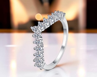 Chevron Moissanite Ring – 0,78 ct D/VVS1 Onberispelijke Sterling Zilveren Band