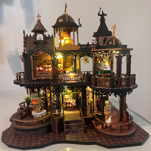 Eltz Castle Fully Assembled Dollhouse/Book Nook