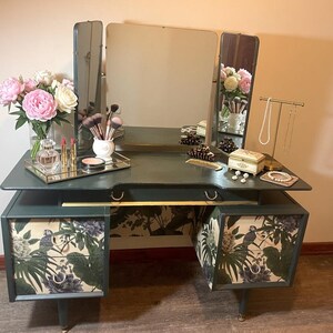 Dressing Table Green
