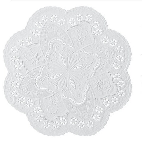 25 White Lace Paper Doilies 10Inch Round . Wedding Decor, Bridal Shower, Baby Shower, Scrapbooking, Large Doilies, DIY Bride Il_570xn
