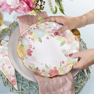 Floral Party Plates , 16 ct ,9" Garden Flowers Paper Plates , Bridal Shower ,Baby Shower Cake Reception