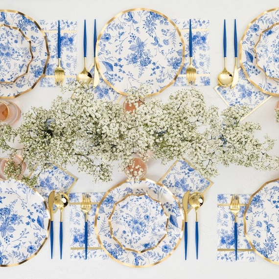 Bundle Blue Toile Dinner Party,  Pack contains 64 items (8 guests)