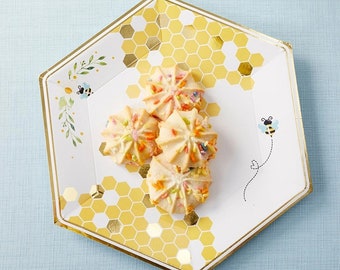 Sweet as Can Bee 9 in. Premium Paper Plates (Set of 16)