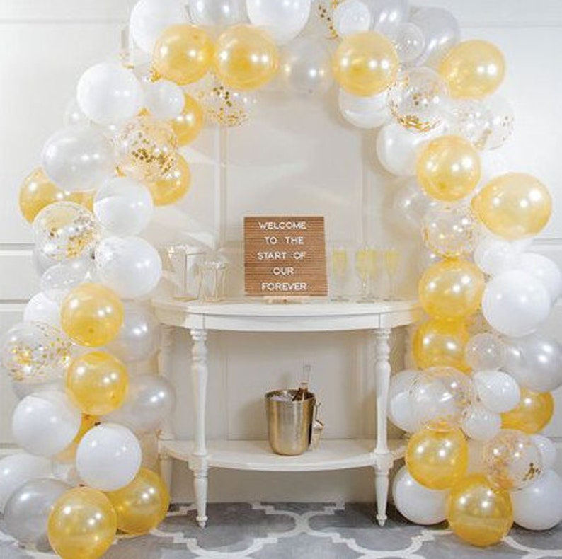 White and Gold Balloon Arch Kit Bild 3