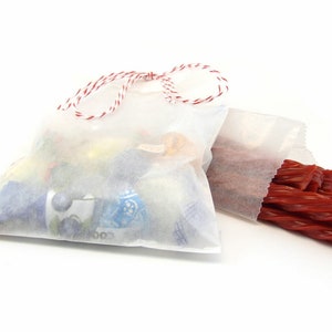 100 Glassine Bags , Flat 4.5 x 6.75&quot; Medium , 1/2 Lb Favor Treat Bags , 8 oz Food Safe , Favor Packaging  Flat Treat Glassine Bag -