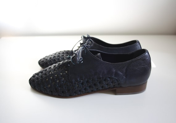 French vintage shoes / Woven Leather Oxfords. Siz