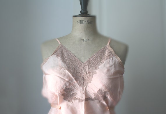 1920s BOUDOIR LINGERIE. Blush pink Bloomers. Flap… - image 1