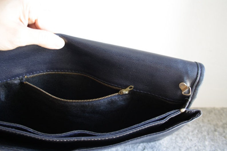 80s Leather CLUTCH // Vintage Italian image 4